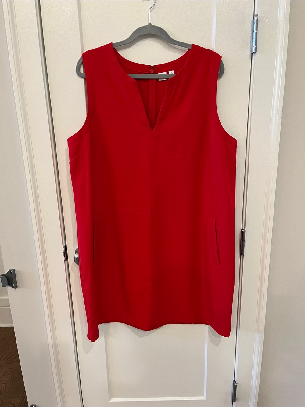 GAP Sleeveless Red V-Notch Shift Tunic